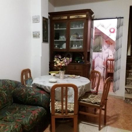 Casa Vacanza A Punta Secca Exteriér fotografie