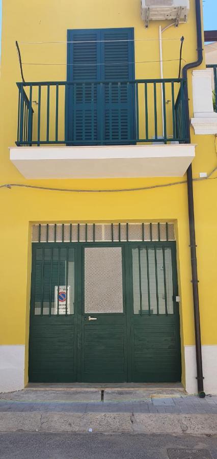 Casa Vacanza A Punta Secca Exteriér fotografie